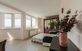 Super View, Luxury Apartment Near Chernihiv Metro.